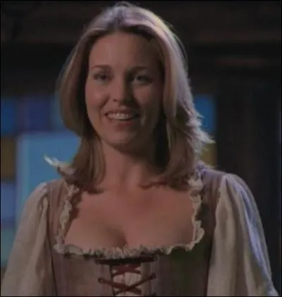 Dans la saison 1, épisode 9 : à qui les surs Halliwell font-elles appel quand un sorcier de l'ancien temps sort du médaillon que Prudence a ouvert ?