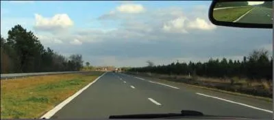 En marche normale, à 130 km/h :
