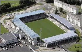Le Stade du Roudourou se situe à ...