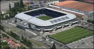 Le Stade Auguste-Bonal se situe à ...