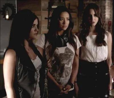 Comment Charlotte a-t-elle connu les Liars ?