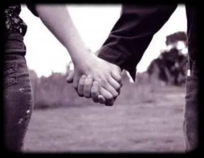 Qui chantait, dans les années 60, "J'ai bientôt 17 ans, un coeur tout neuf et des yeux d'ange, toi tu en as 18 mais tu en fais 19, c'est de la chance, donne moi ta main....