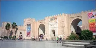 Mes habitants se nomment les « Sfaxiens ». Où pouvez-vous visiter Sfax ?