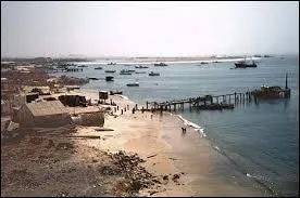 Un avion arrive à Nouadhibou, cette ville se situe...