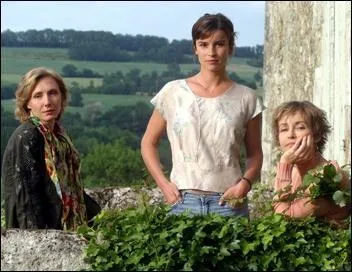 2005 : apparition Anthony Delon au coté de Agathe de La Boulaye, Fanny Cottençon, Nicole Calfan .