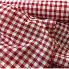 Quel est ce tissu toilé en coton à carreaux tissés, utilisé en habillement, en ameublement, en papier ou tissu d'emballage ?