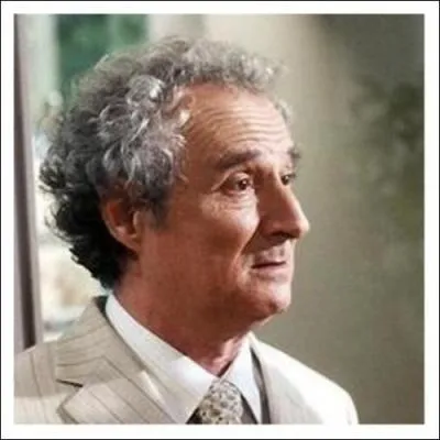 Quelle était la nationalité du père de Daniel Prévost ?