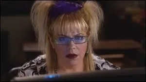 Que fait cette dernière, comme travail ?