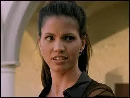 À qui donne-t-elle naissance ?