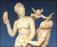 Quel enfant a-t-elle eu avec Hermès ?