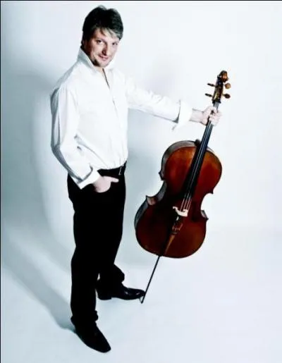 Le violoncelliste Jérôme Pernoo donne un concert dimanche dans l'église de Saint-Pierre-de-Maillé. Quelle oeuvre le soliste interprète-t-il ?