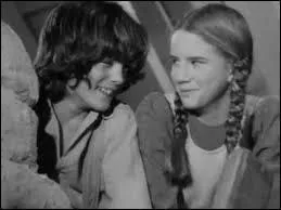 Mais des médecins lui annoncent qu'il est porteur d'une maladie incurable. Il décède dans un des trois derniers épisodes de la série. Qu'avait-il ?