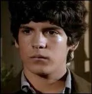 Dans « L'incendie », que fait-il qui cause la mort d'Alice et du bébé de Mary ?