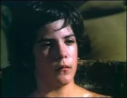 Quel professeur a-t-il frappé, sous l'emprise de la drogue ?