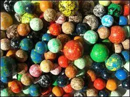 Dans cette question, voyez-vous des erreurs : "Combien de bille a-t-il" ?