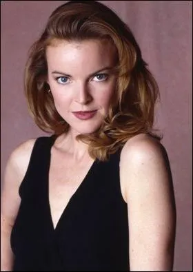 Dans quelle série des années 90 Marcia Cross jouait-elle le rôle de Kimberly Shaw ?