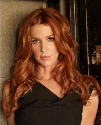 De quelle série policière Poppy Montgomery n'est-elle pas l'héroïne ?