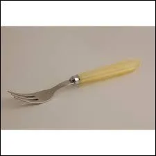 De combien de dents se compose la fourchette &agrave; g&acirc;teau ?