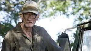 7 ao&ucirc;t - Cet homme a jou&eacute; dans de nombreux film comme "Down in the Valley", "Massacre &agrave; la tron&ccedil;onneuse : Le Commencement", "Terminator 2 : Le Jugement dernier" ou encore "Pale Rider". Qui est-il ?