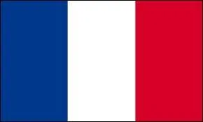 Que représente la bande blanche du drapeau français ?