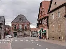 D'apr&egrave;s-vous, Lampertheim est une ville situ&eacute;e en r&eacute;gion ...