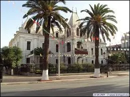 Dans quel pays pouvez-vous visiter Sidi bel Abbès ?