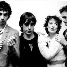 En quelle année le groupe a-t-il entamé ce qui serait sa toute dernière tournée mondiale ?