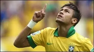 Qui est l'actuel capitaine de l'équipe ?