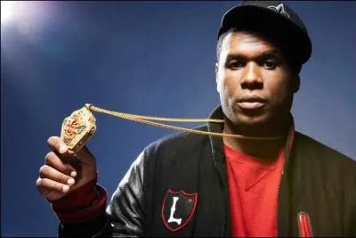 Quel rappeur mystérieux et souvent insaisissable est connu pour les titres "Exhibit A" et "Exhibit C" ?