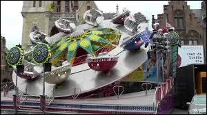 Trouvez-moi le nom de cette attraction.