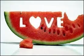 On n'aime vraiment que lorsqu'on aime sans raison.