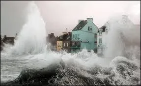 Combien de morts cette tempête avait-elle faits cette semaine ?
