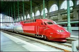 Les ministres se demandent s'il ne faudrait pas envoyer des patrouilles mixtes dans les wagons.