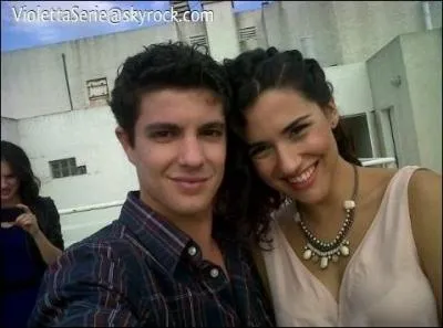 Qu'a-t-il fait lorsqu'il a appris qu'il jouerait dans "Violetta" ?