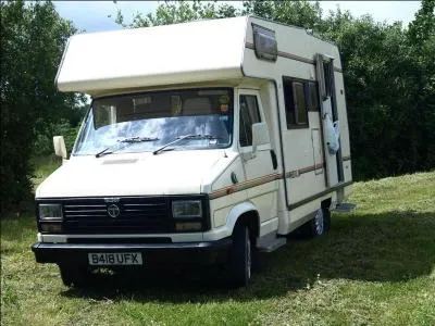 Clone des Peugeot J5, Citroën C25, Fiat Ducato 1, Alfa Romeo AR6, cet utilitaire Talbot porte le nom de :