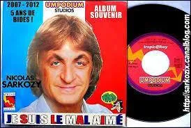 Il ne s'en est jamais caché, Nicolas est le grand ami des artistes du showbiz. Il n'a qu'un seul regret, ne pas avoir eu l'occasion de rencontrer ce chanteur, dont il s'est offert la perruque. Sincèrement, il faut bien reconnaître que la ressemblance est frappante avec :