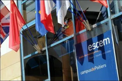 L'ESCEM a perdu 500 élèves. Combien de nouveaux inscrits ont fait leur rentrée en première année ?