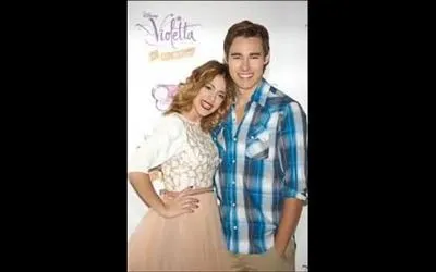 Violetta et Leon sont-ils ensemble à la fin de la saison 3 ?