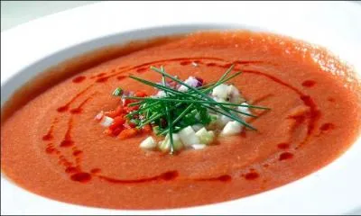Spécialité espagnole, quel est ce potage à la tomate ?