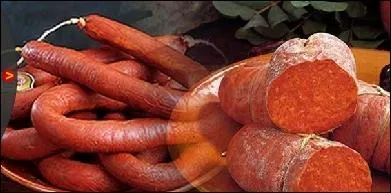 Quel est le nom de cette spécialité espagnole de Majorque, faite de porc hâché et assaisonnée de paprika ?