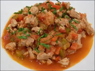 Quel est le nom de ce ragoût de veau ou boeuf basque ?