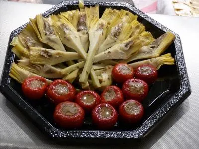 Que sont, en Italie, ces petits hors-d'oeuvre salés que l'on peut déguster à l'apéritif ?