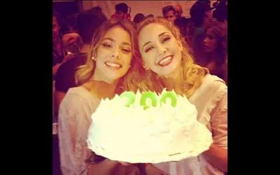 Qui sort avec Federico dans la saison 3 ?