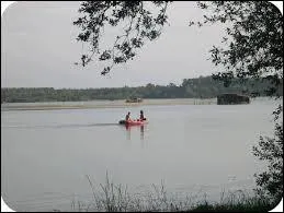 Où trouve-t-on l'étang Blanc ?