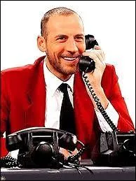 Qui joue Tata Suzanne ou François le Français dans le "SAV des émissions" ?