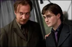 Le jour de l'entraînement, Harry arriva à l'heure prévue. Lupin, en revanche, se présenta un peu en retard. Combien de minutes séparent nos deux amis ?