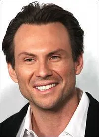 Jean-Philippe Puymartin prête aussi sa voix à l'acteur...