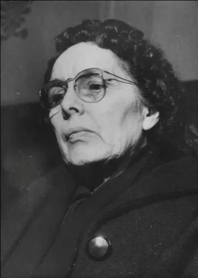 Alors, empoisonneuse ou pas. il s'agit de Marie...