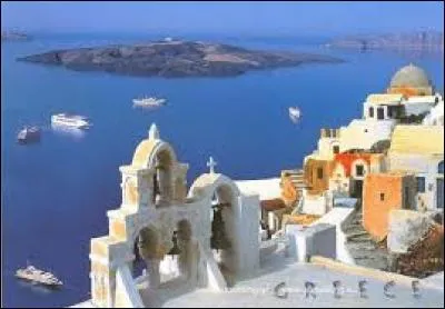 Il a toujours cru que _________ était une île grecque !