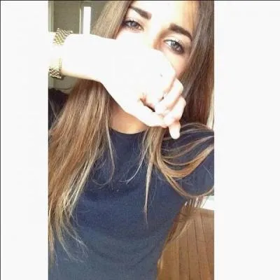 Son rêve est de créer sa propre marque de vêtements.